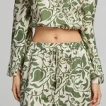 Εμπριμέ μπλούζα με μανίκια καμπάνα lynne 153-010001