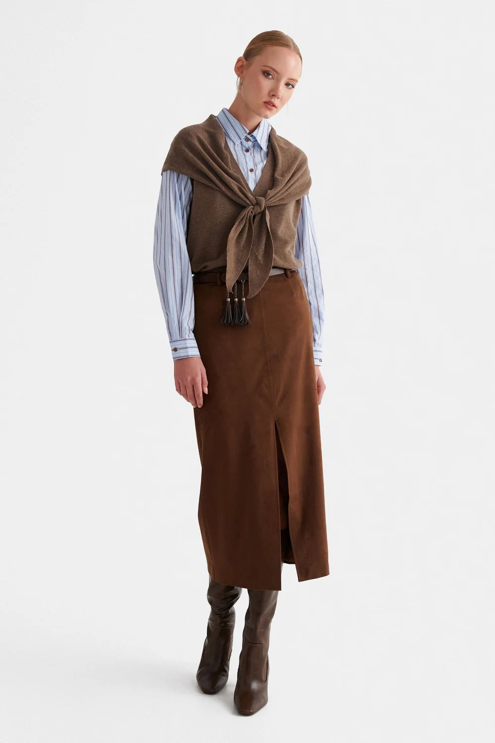 imgi_109_5206179140119_1 Φούστα μακριά suede με ζώνη - Καφέ 9923848 attrattivo - Image 1